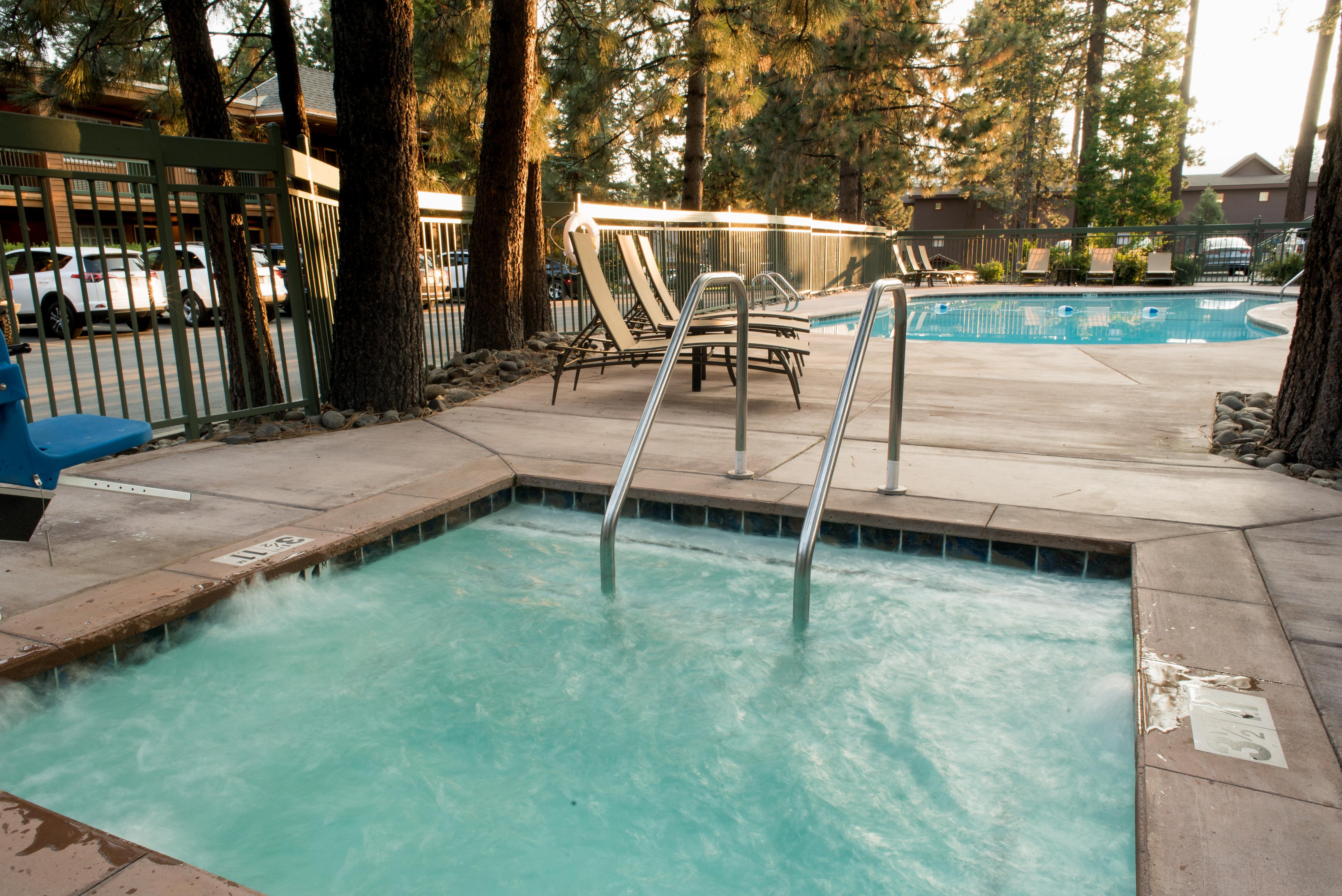 Holiday Inn Express South Lake Tahoe By Ihg Exterior foto