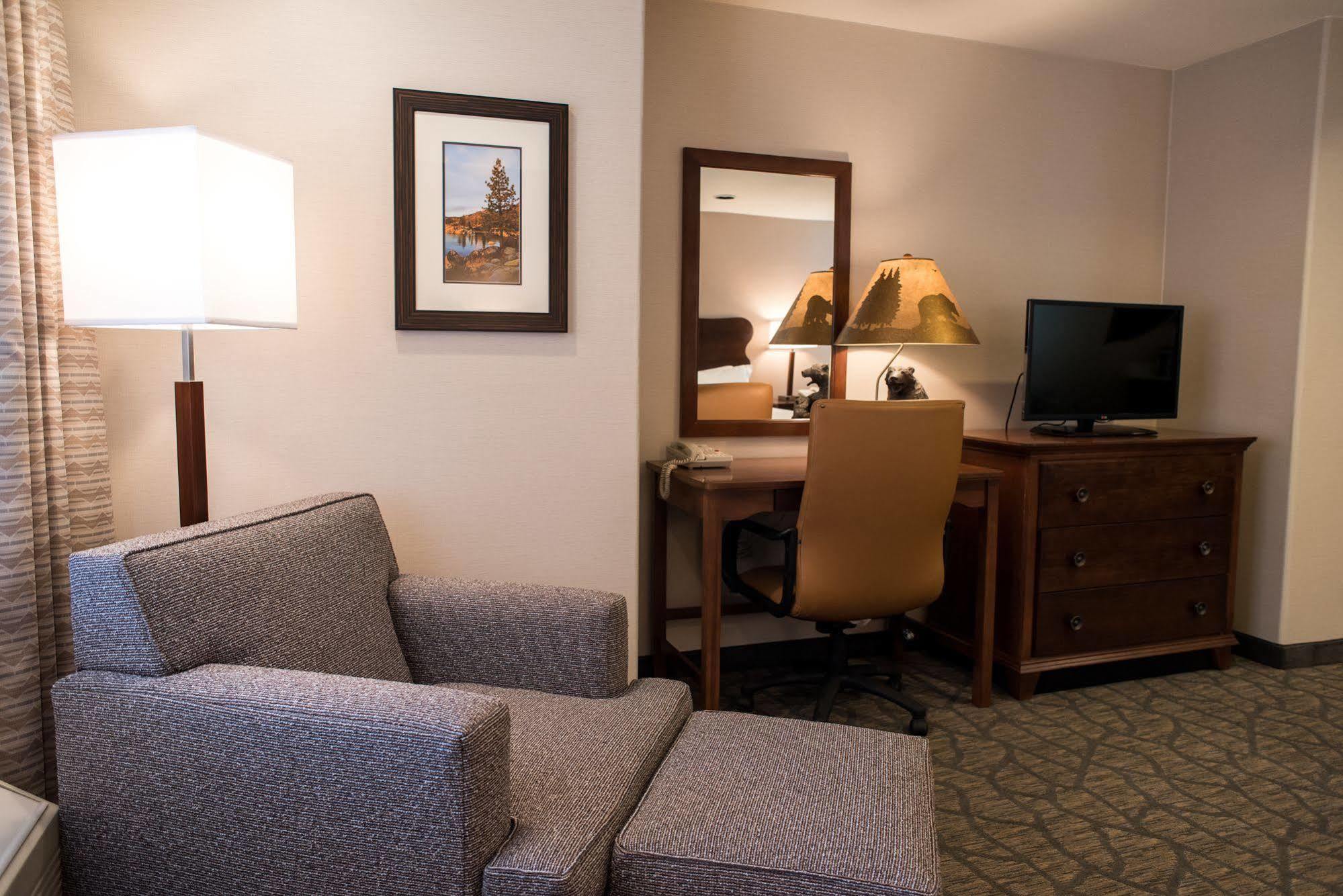 Holiday Inn Express South Lake Tahoe By Ihg Exterior foto